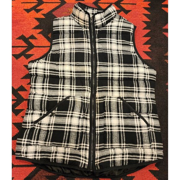 A New Day Black & White Plaid Puffer Vest With Front Pockets & Zipper Closure XL - Picture 1 of 13